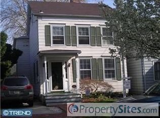 5 S Main St, Windsor, NJ 08561