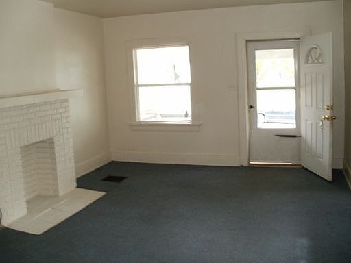 4th image of 2023 Ravenwood Ave