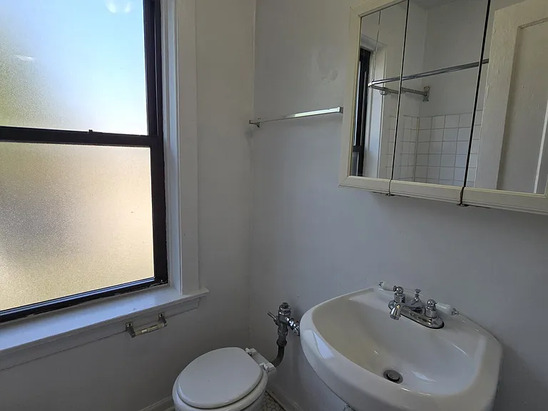 1717 W North Shore Ave #1B — Photo 6