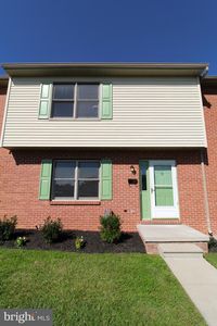 34 Orchard St, Hanover, PA, 17331