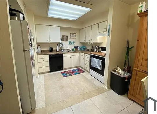 5329 Pinewilde Dr #B — Photo 4