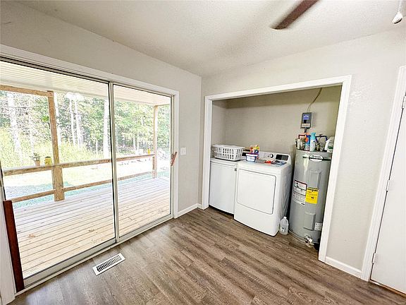 4th image of 116 County Road 4235
