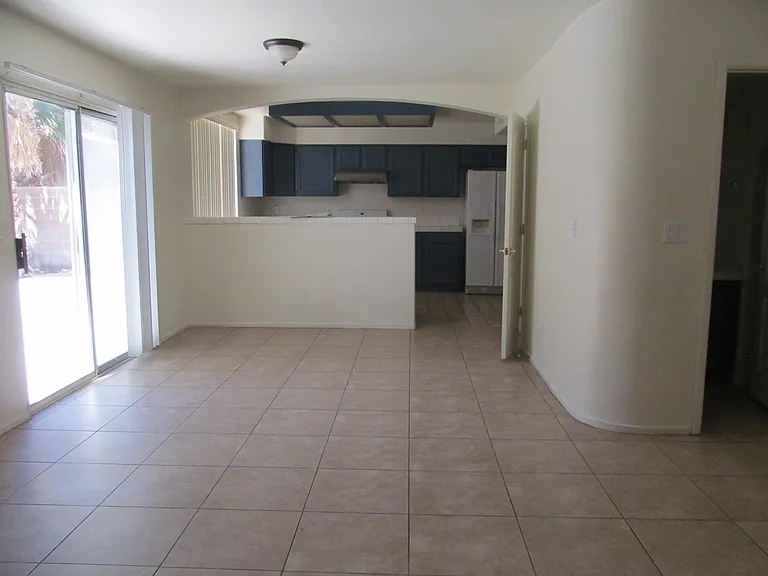 8701 Crescent Ridge Ln — Photo 9