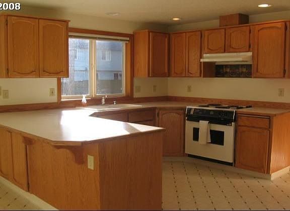 3rd image of 16001 NE 37th St
