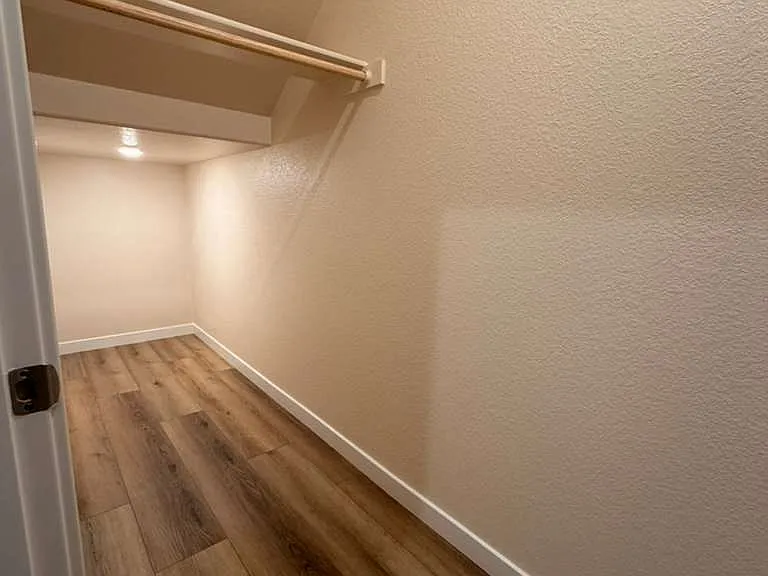 3950 Aura Way — Photo 37