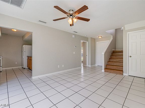 4th image of 17395 Dumont Dr #403
