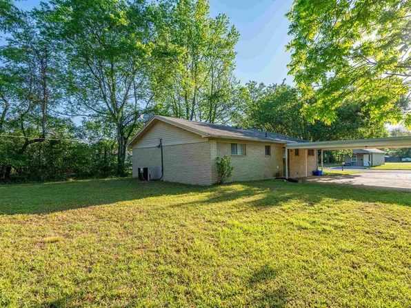 1015 S 13th St, Arkadelphia, AR 71923