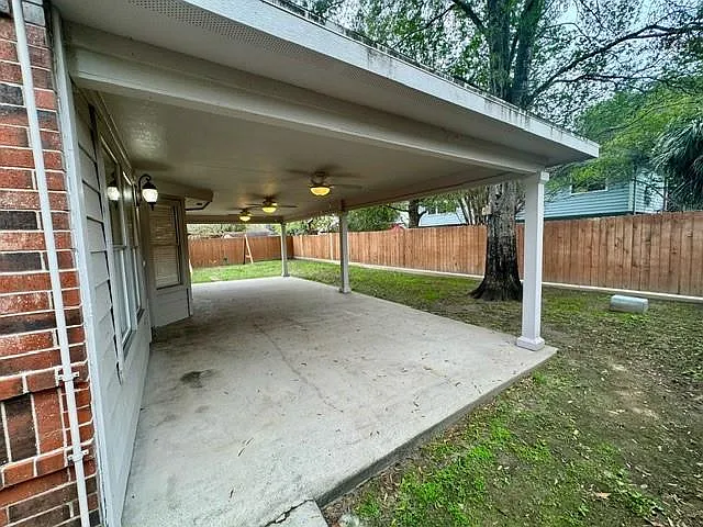 9035 Rippling Fields Dr — Photo 32