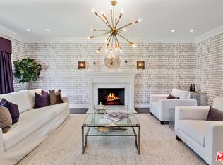 229 Bronwood Ave, Los Angeles, CA 90049