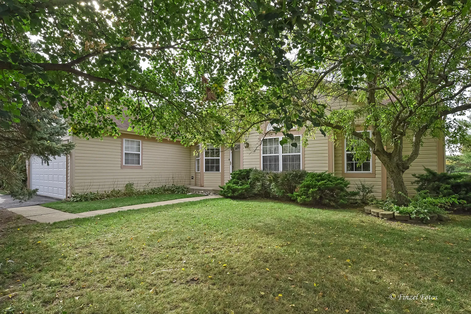 1561 Cumberland Pkwy photo 1
