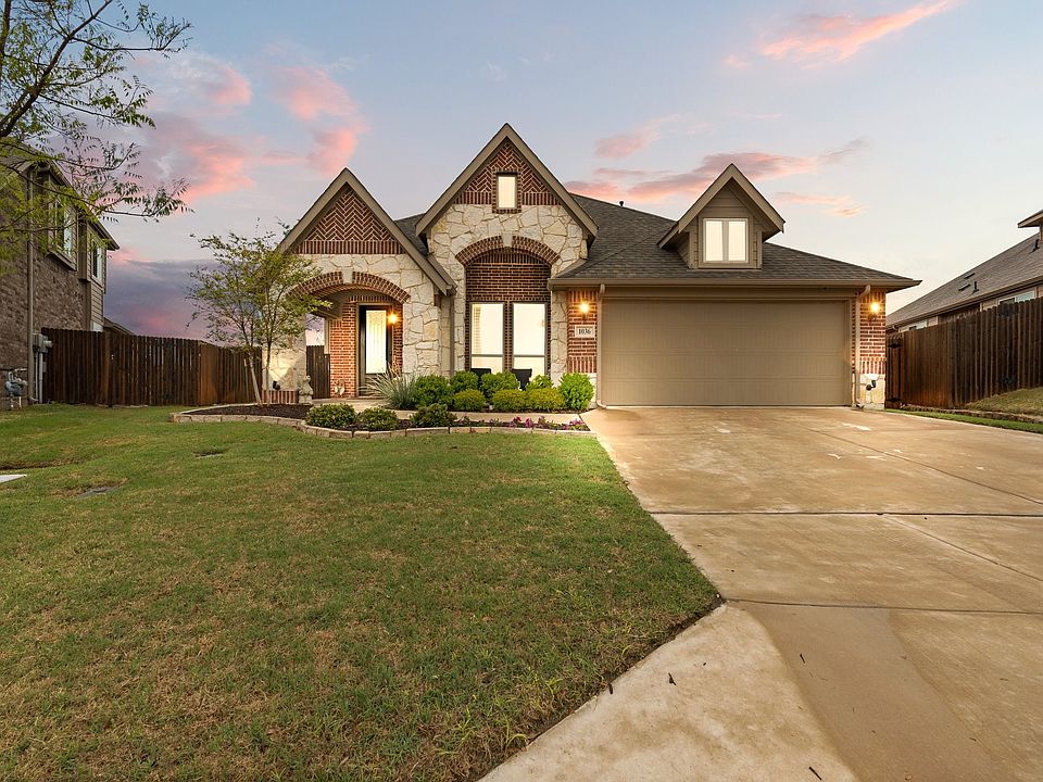 1st image of 1036 Brenham Dr