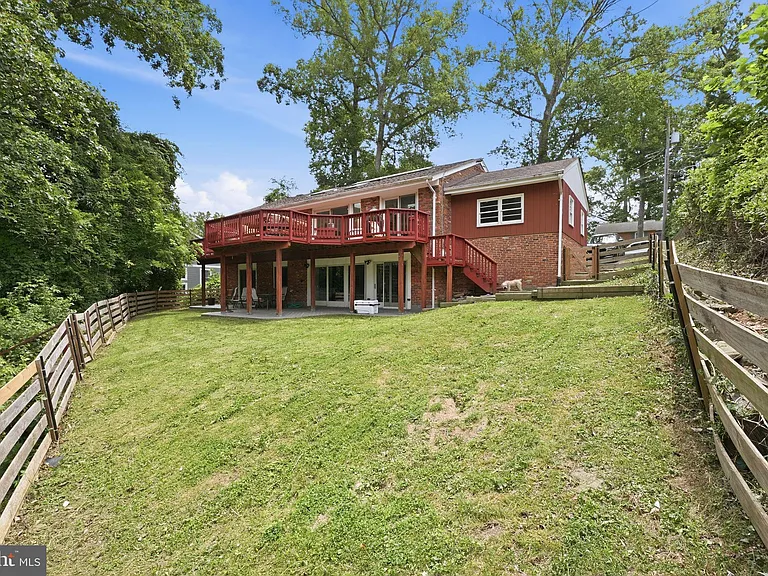 1476 Waggaman Cir — Photo 2