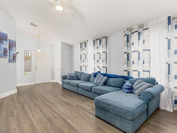 5th image of 10133 Barrel Ridge St