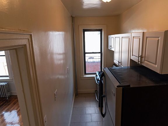 5th image of 45-36 39th Pl #G4
