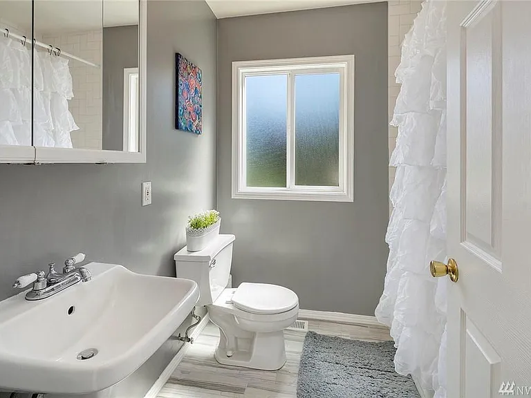 14712 35th Ave NE #1 — Photo 13