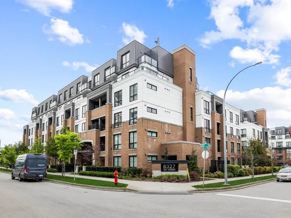 8327 201st St #206, Langley, BC V2Y 0G8