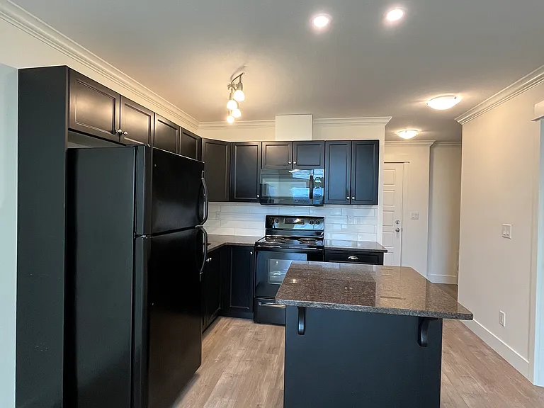 30525 Cardinal Ave — Photo 11