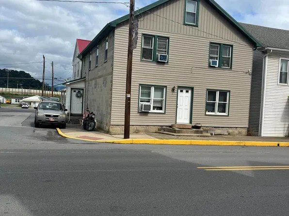 416 Market St, Pt Royal, PA 17082