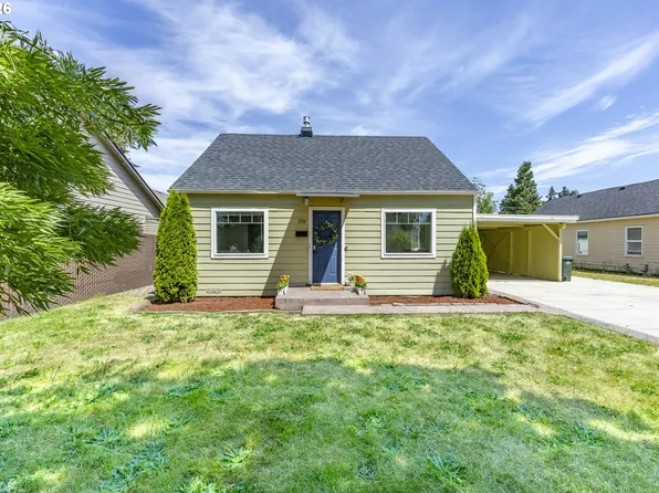1222 E St, Springfield, OR 97477