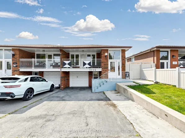 3126 Redbank Cres, Mississauga, ON L4T 1V1