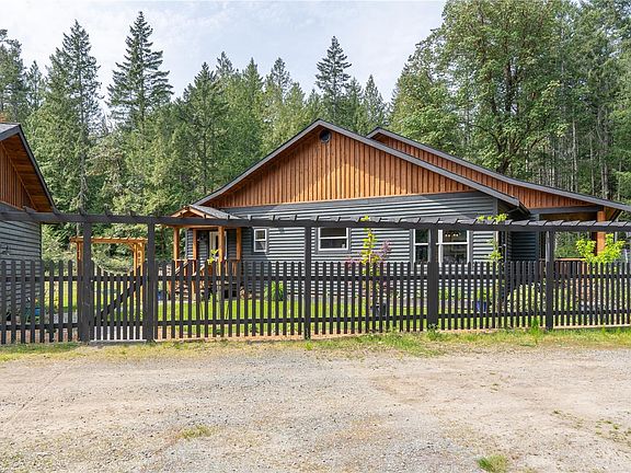 2nd image of 358 Mill Rd