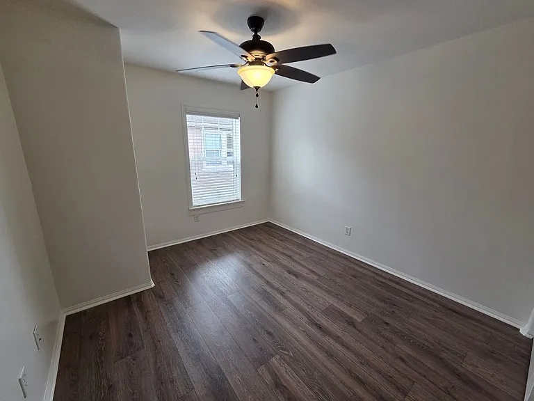 3603 Dunkirk Dr — Photo 10