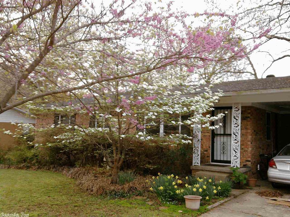 1st image of 607 Eastwood Dr
