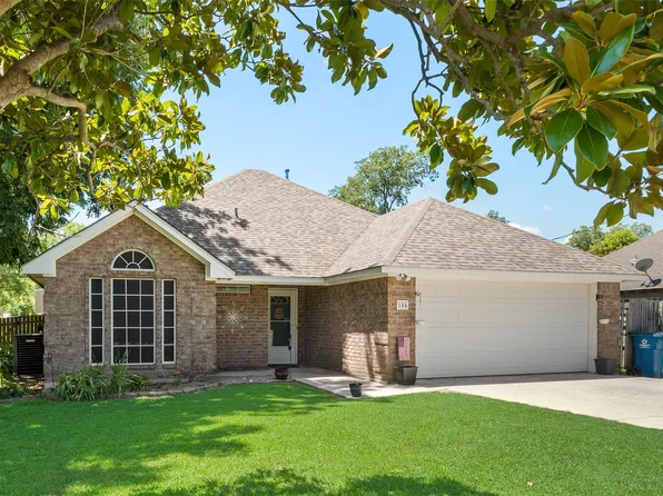 104 E North St, Aubrey, TX 76227