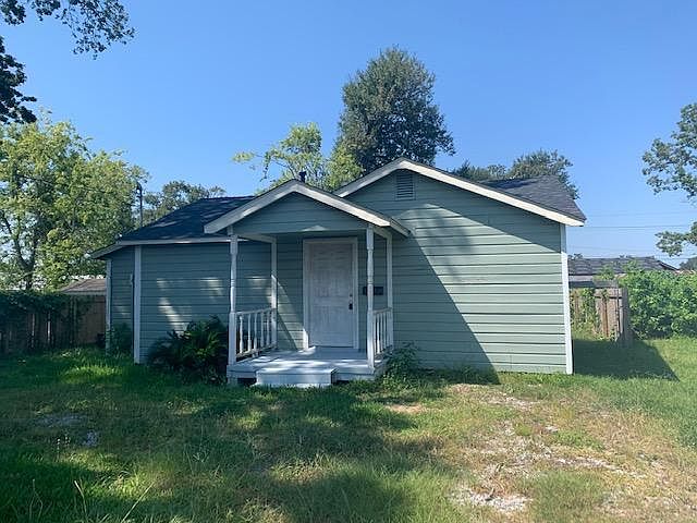 1st image of 2918 1/2 Cypress St