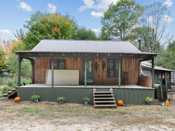 24 Dahlia Lane, Casco, ME 04015