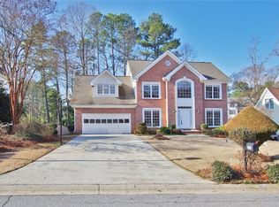 951 Cedar Bluff Trl, Lilburn, GA 30047