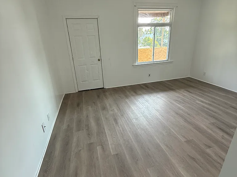 1217 Lookout Ave — Photo 10