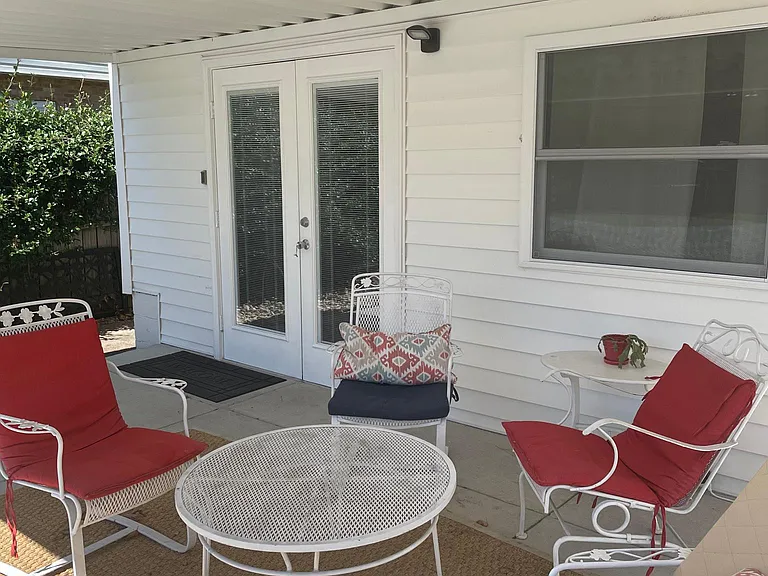 2508 Beaufort Ave #B — Photo 4