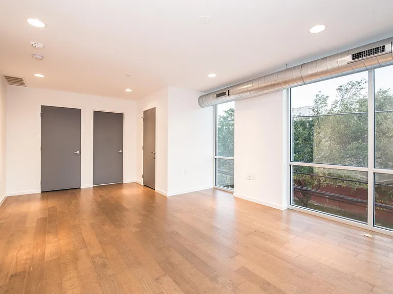 1444 N 7th St #2 — Photo 7