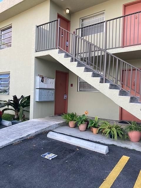 2nd image of 7218 Trouville Esplanade APT 10