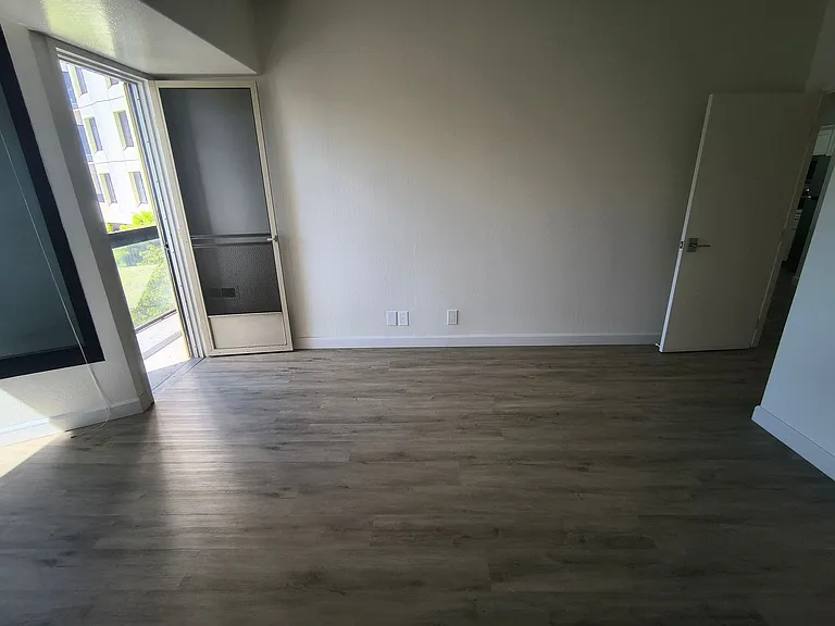 6363 Christie Ave #324 — Photo 39