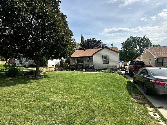 2nd image of 1651 E 22nd St