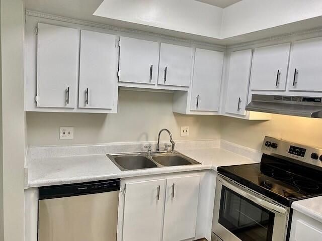 1st image of 4295 Oak Terrace Dr #4295