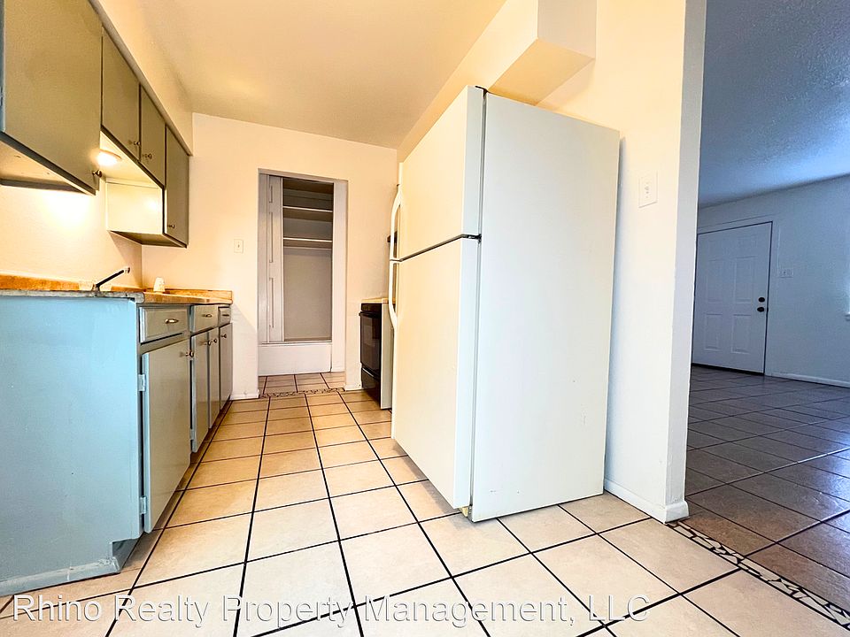 1st image of 240 Charleston St NE APT 5
