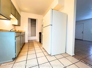 240 Charleston St NE APT 5, Albuquerque, NM 87108