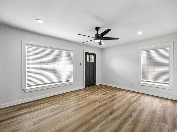 4th image of 229 REDROCK DR
