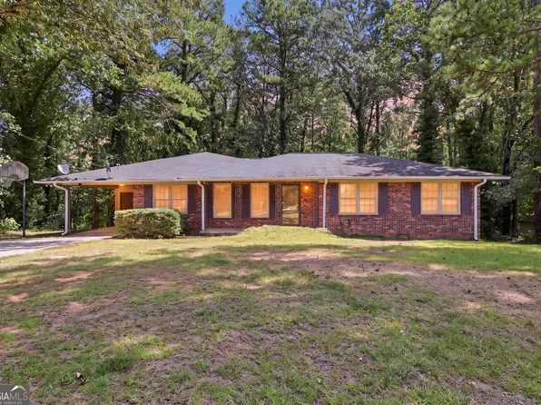 44 Elm Dr, Toccoa, GA 30577