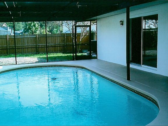 Screened Pool