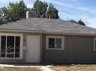 881 Uvalda St, Aurora, CO 80011