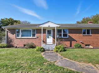 20 Connolly St, Springfield, MA 01151