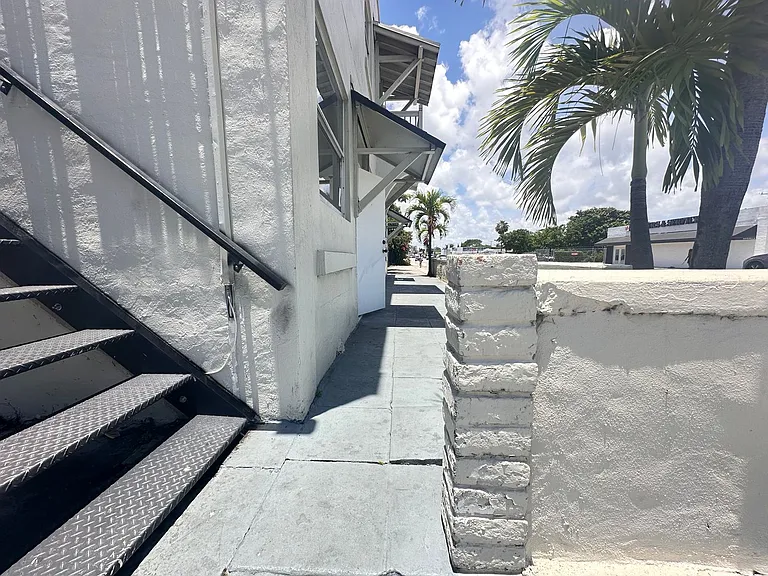 50 NW 79th St — Photo 71