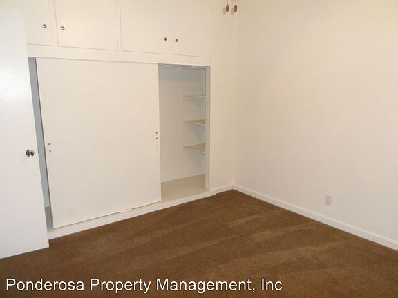 3rd image of 1112 W Fay Ln APT 6