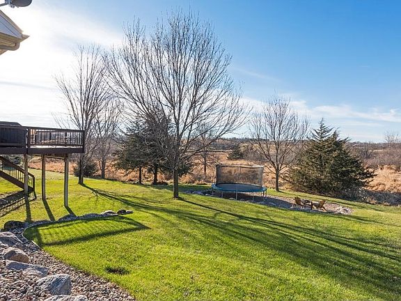 3rd image of 3828 Wehle Pl