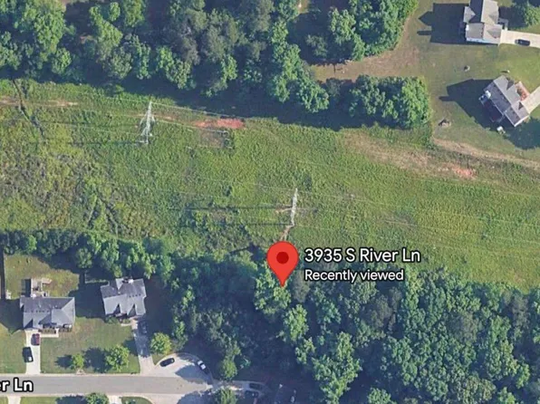 3935 S River Ln, Ellenwood, GA 30294