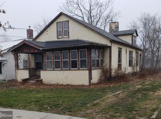 505 E State St, Centerville, IA 52544